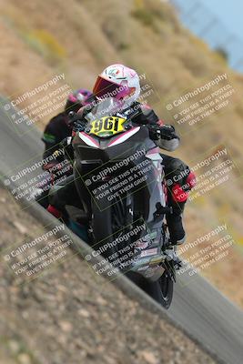 media/Nov-04-2023-2WTD (Sat) [[147bbb9217]]/B Group/1220pm (Outside Turn 2)/